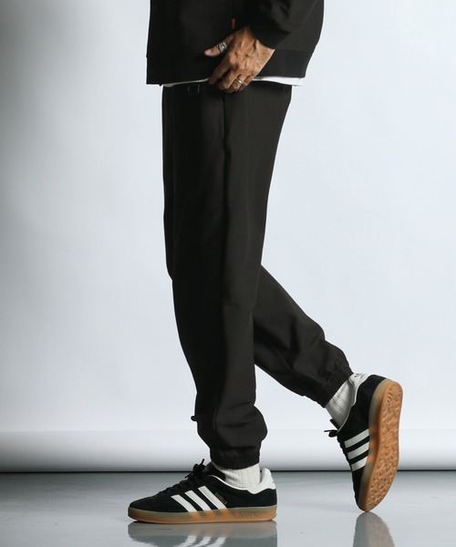 The DUFFER of ST.GEORGE（ザダファーオブセントジョージ）の「[360° THE CIRCLE STRETCH] BY WONDER SHAPE：セットアップ 軽量 アクティブパンツ（その他パンツ・メンズ・ブラック・X-LARGE/LARGE/MEDIUM/SMALL）」の4枚目の写真