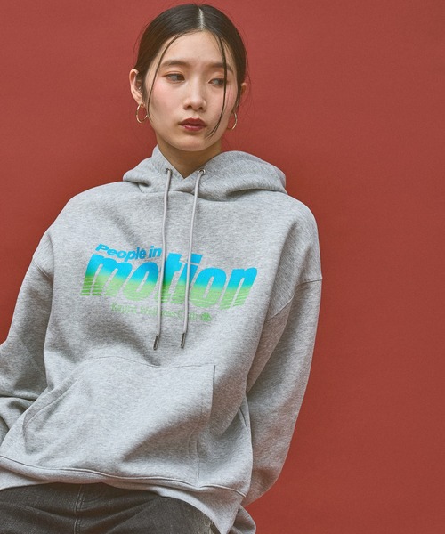 Kappa(カッパ)の「≪Kappa×and ST ウェルネスクラブ≫メッセージデザインパーカー (ユニセックス)(スウェット・レディース・ブラック/グレー・SMALL/MEDIUM/LARGE)」の4枚目の写真