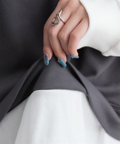 Soiunique（スワユニーク）の「ガーゼ裏毛　重ね着風長袖トップス　［Soiunique］（Tシャツ/カットソー・レディース・ブラック/グレイッシュベージュ/ブラウン/チャコール・S/M/L/LL）」の22枚目の写真