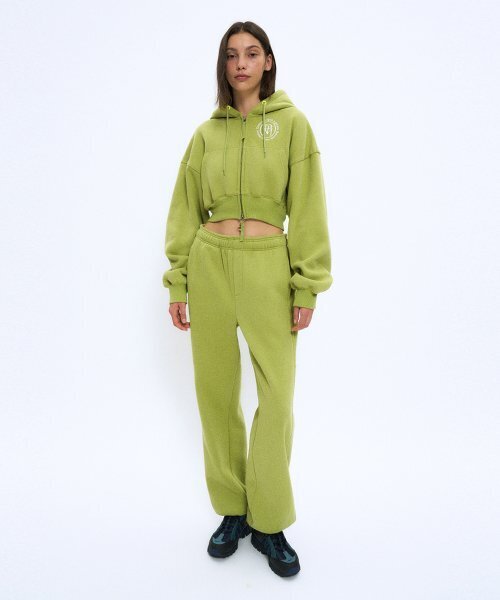 PARTIMENTO WOMEN（パルティメントウィメン）の「クラシックロゴクロップフードパーカー_ライトグリーン（パーカー・レディース・その他・ONE SIZE）」の3枚目の写真