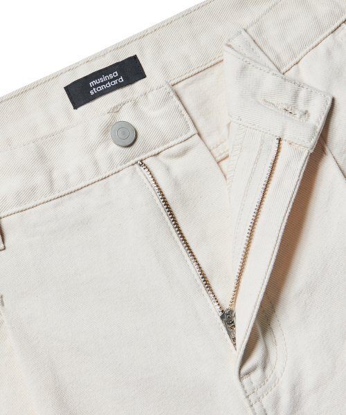 MUSINSA STANDARD（ムシンサスタンダード）の「ベルト付きセミバルーンデニムパンツ[クリーム]（デニムパンツ・メンズ・その他・40/38/42/36/34/32/30/31/33/26/27/28/29）」の7枚目の写真