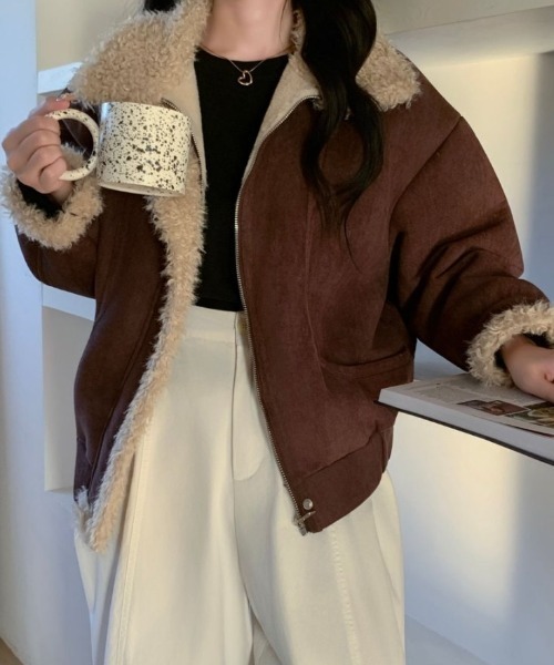 ABITOKYO（アビトーキョー）の「ボアドッキングショート丈スエードブルゾン（ブルゾン・レディース・モカ/ブラウン・FREE）」の13枚目の写真