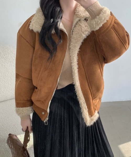 ABITOKYO（アビトーキョー）の「ボアドッキングショート丈スエードブルゾン（ブルゾン・レディース・モカ/ブラウン・FREE）」の21枚目の写真