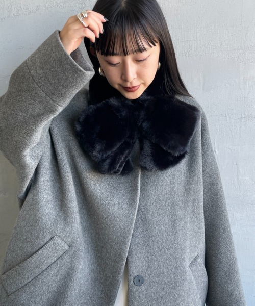 Casselini（キャセリーニ）の「[Casselini/キャセリーニ] ミニリボンティペットマフラー（マフラー・レディース・ブラック/ベージュ・ONE SIZE）」の4枚目の写真