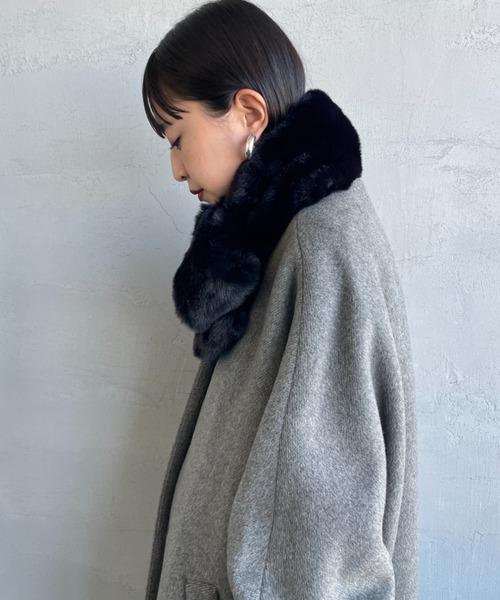 Casselini（キャセリーニ）の「[Casselini/キャセリーニ] ミニリボンティペットマフラー（マフラー・レディース・ブラック/ベージュ・ONE SIZE）」の7枚目の写真