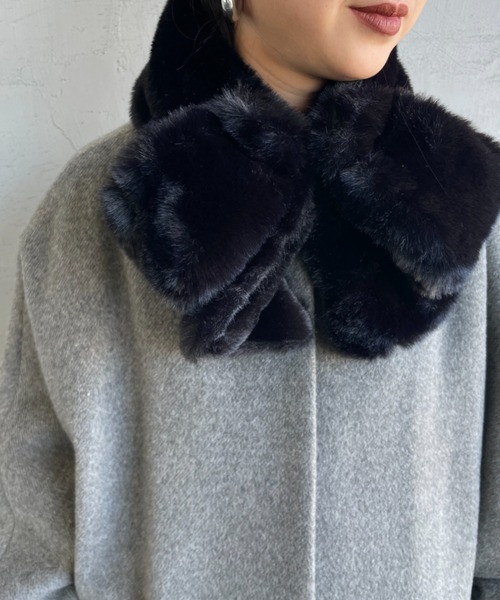 Casselini（キャセリーニ）の「[Casselini/キャセリーニ] ミニリボンティペットマフラー（マフラー・レディース・ブラック/ベージュ・ONE SIZE）」の9枚目の写真