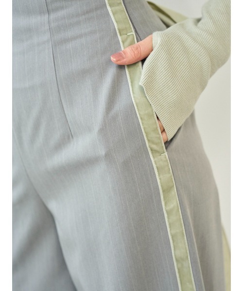 SNIDEL（スナイデル）の「バックリボンレースアップラインパンツ（その他パンツ・レディース・グレー/モカ/ストライプ・0/1）」の12枚目の写真