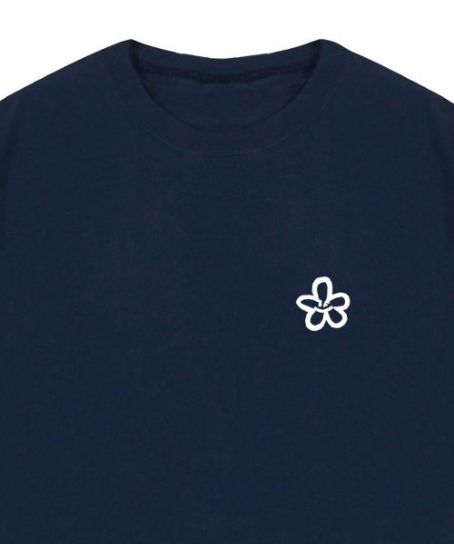 GRAVER（グレーバー）の「[ユニセックス]スモールスプレーフラワースマイル半袖Tシャツ_ネイビー（Tシャツ/カットソー・レディース・ホワイト・X-LARGE/SMALL/LARGE/MEDIUM）」の3枚目の写真