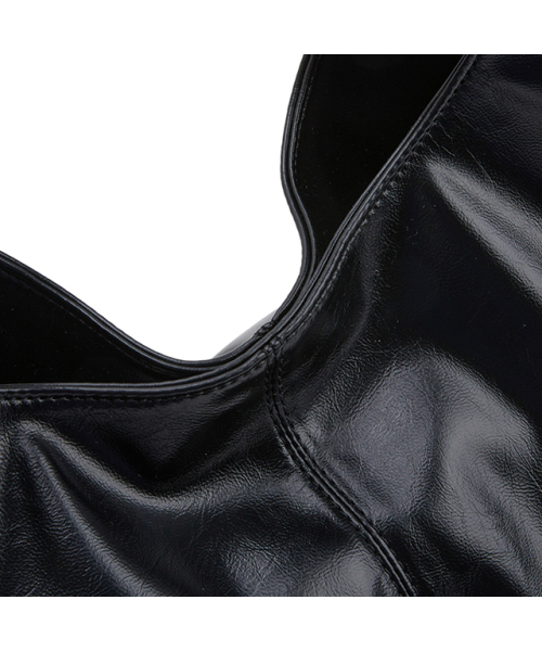 LAP(ラップ)の「SLOUCH HOBO BAG AR7AB227(ショルダーバッグ・レディース・ブラック/アイボリー・FREE)」の5枚目の写真