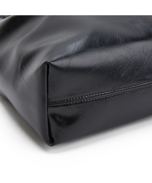 LAP(ラップ)の「SLOUCH HOBO BAG AR7AB227(ショルダーバッグ・レディース・ブラック/アイボリー・FREE)」の3枚目の写真