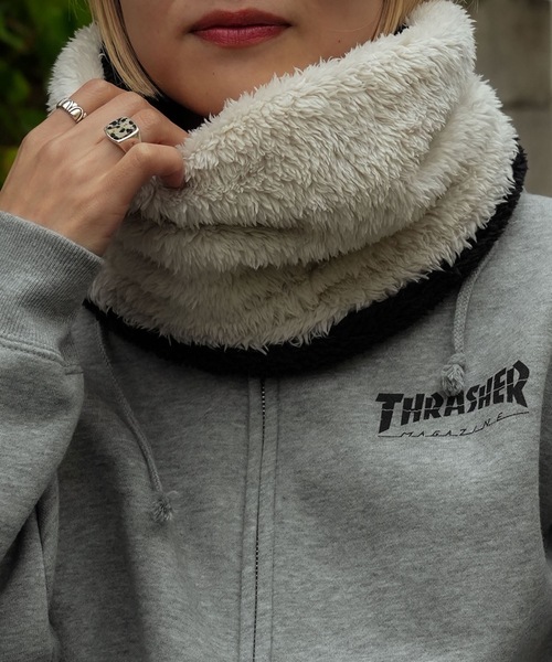 THRASHER（スラッシャー）の「BOA FLEECE REVERSIBLE NECK WARMER/THRASHER スラッシャー ネックウォーマー リバーシブル ボアフリース ロゴ刺繍ストリート スケーター（ネックウォーマー/スヌード・メンズ・グレー/ブラック×ホワイト/ベージュ×ブラック・FREE）」の20枚目の写真