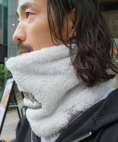 THRASHER（スラッシャー）の「BOA FLEECE REVERSIBLE NECK WARMER/THRASHER スラッシャー ネックウォーマー リバーシブル ボアフリース ロゴ刺繍ストリート スケーター（ネックウォーマー/スヌード・メンズ・グレー/ブラック×ホワイト/ベージュ×ブラック・FREE）」の17枚目の写真