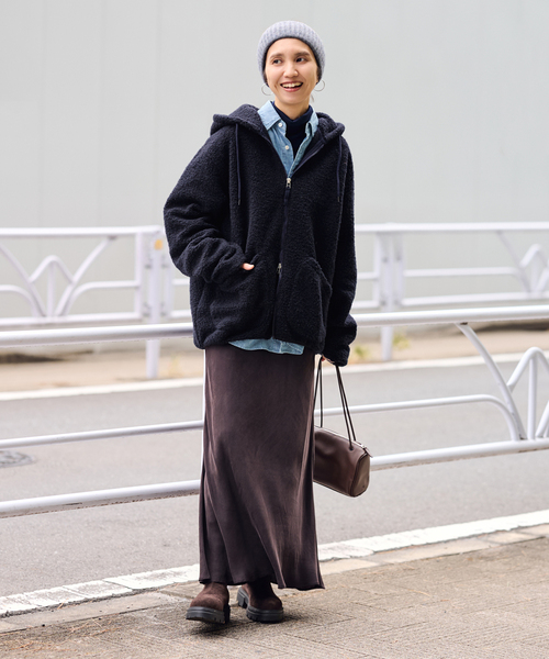 FRAMeWORK(フレームワーク)の「Universal Works TRAVEL HOODIE(その他アウター・レディース・ネイビー/キャメル・FREE)」の3枚目の写真