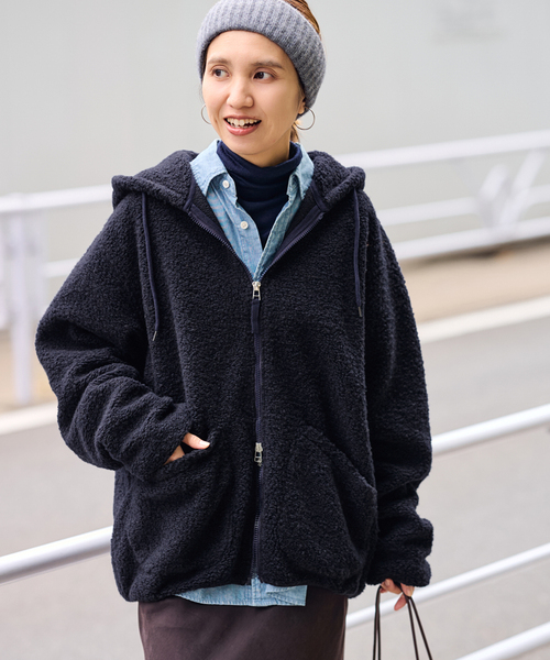 FRAMeWORK(フレームワーク)の「Universal Works TRAVEL HOODIE(その他アウター・レディース・ネイビー/キャメル・FREE)」の6枚目の写真