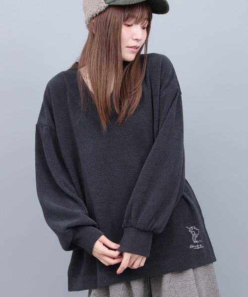 チチカカ(チチカカ)の「Vネックサイドスリットプルオーバー(Tシャツ/カットソー・レディース・カーキ/グリーン/ネイビー・FREE)」の3枚目の写真
