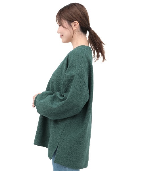 チチカカ(チチカカ)の「Vネックサイドスリットプルオーバー(Tシャツ/カットソー・レディース・カーキ/グリーン/ネイビー・FREE)」の10枚目の写真
