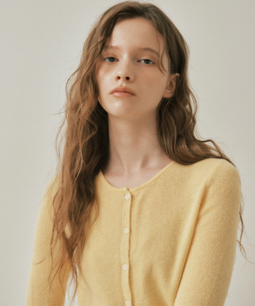 WEDNESDAYOASISFORWOMEN(ウェンズデー オアシス フォー ウーマン)の「シアーアルパカニットカーディガン_YELLOW(WC25-KN41)(カーディガン/ボレロ・レディース・イエロー・FREE)」の3枚目の写真