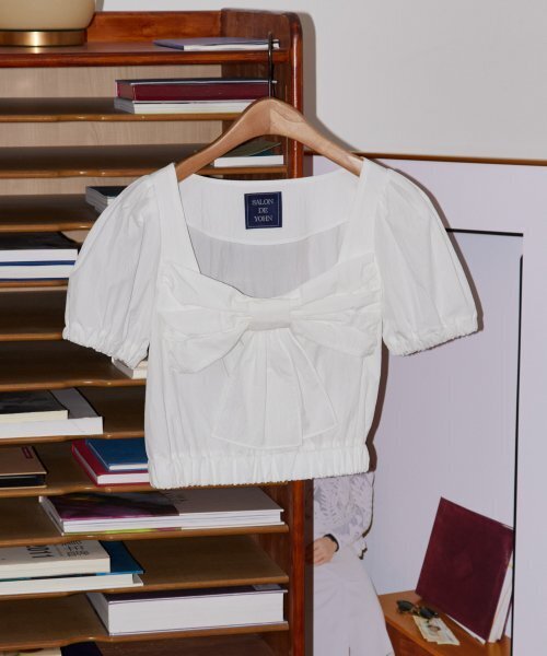 SALON DE YOHN(サロンドヨーン)の「Puff Shoulder Ribbon Blouse_ White(シャツ/ブラウス・レディース・その他・SMALL/MEDIUM)」の3枚目の写真