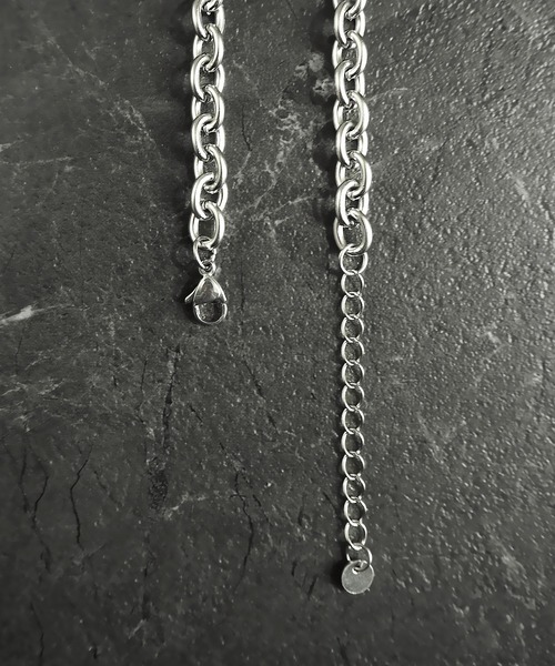 SBG（エスビー）の「インフルエンサー ひろ × SBG ドロップクロスチャームネックレス（ネックレス・メンズ・シルバー・FREE）」の7枚目の写真