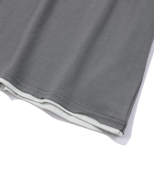 EPISODE UNTITLED(エピソードアンタイトルド)の「CROP MATCH COLORS LOGO PRINT T-SHIRT_DARK GREY(Tシャツ/カットソー・レディース・その他・1)」の6枚目の写真