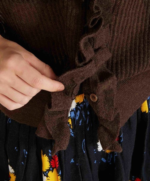crinkle crinkle crinkle（クリンクルクリンクルクリンクル）の「【crinkle crinkle crinkle】raffule frill cardigan/ラッフルフリルカーディガン（カーディガン/ボレロ・レディース・ブラウン・FREE）」の6枚目の写真