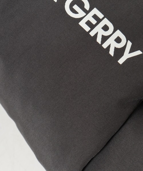 GERRY(ジェリー)の「GERRY 再生 中綿 差し込み マフラー 男女兼用(マフラー・メンズ・ブラック/チャコールグレー/ダークグリーン・FREE)」の19枚目の写真