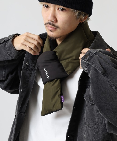 GERRY(ジェリー)の「GERRY 再生 中綿 差し込み マフラー 男女兼用(マフラー・メンズ・ブラック/チャコールグレー/ダークグリーン・FREE)」の4枚目の写真