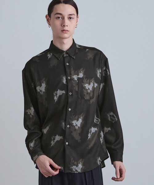 tk.TAKEO KIKUCHI(ティーケータケオキクチ)の「スモークブラープリントシャツ(シャツ/ブラウス・メンズ・ベージュ/ホワイト/ブラック・02/03/04)」の8枚目の写真