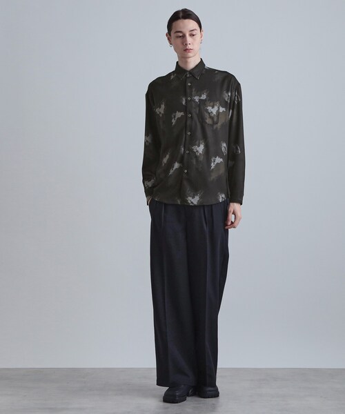 tk.TAKEO KIKUCHI(ティーケータケオキクチ)の「スモークブラープリントシャツ(シャツ/ブラウス・メンズ・ベージュ/ホワイト/ブラック・02/03/04)」の9枚目の写真