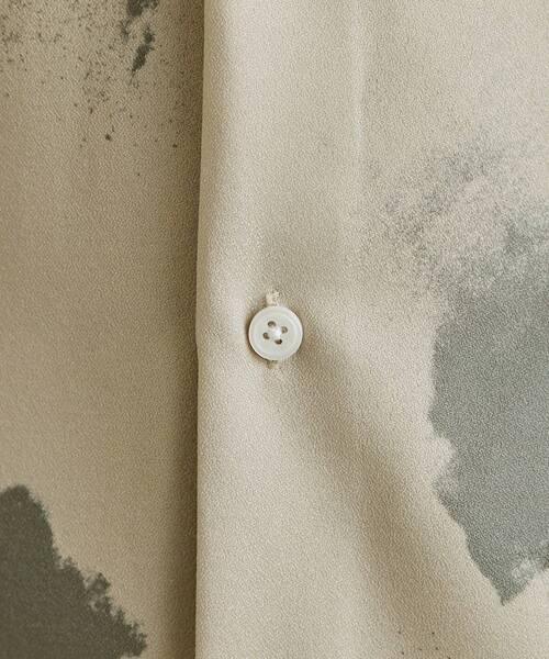 tk.TAKEO KIKUCHI(ティーケータケオキクチ)の「スモークブラープリントシャツ(シャツ/ブラウス・メンズ・ベージュ/ホワイト/ブラック・02/03/04)」の15枚目の写真