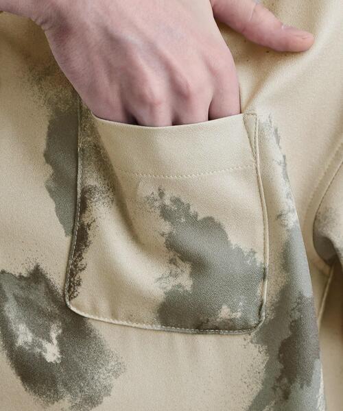 tk.TAKEO KIKUCHI(ティーケータケオキクチ)の「スモークブラープリントシャツ(シャツ/ブラウス・メンズ・ベージュ/ホワイト/ブラック・02/03/04)」の20枚目の写真