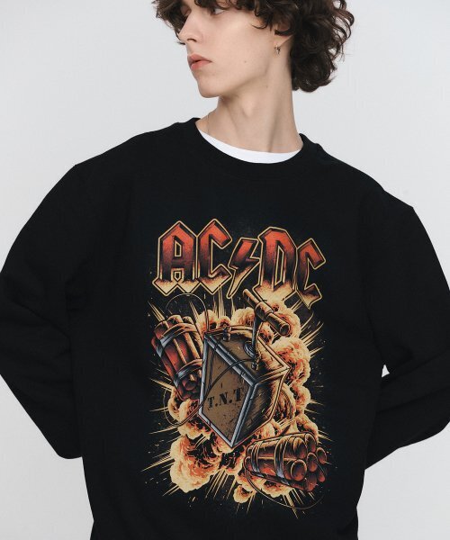 Bravado(ブラヴァド)の「ACDC T.N.T Sweatshirt BK (BRENT2316)(スウェット・メンズ・その他・M/L/XL)」の3枚目の写真