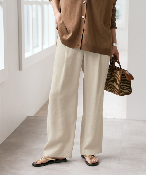 Spick & Span（スピックアンドスパン）の「《新色有り / 追加》ワッシャーサテンイージーパンツ（その他パンツ・レディース・カーキ/ベージュ/チャコールグレー・40/38/36）」の20枚目の写真