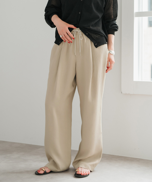 Spick & Span（スピックアンドスパン）の「《新色有り / 追加》ワッシャーサテンイージーパンツ（その他パンツ・レディース・カーキ/ベージュ/チャコールグレー・40/38/36）」の15枚目の写真