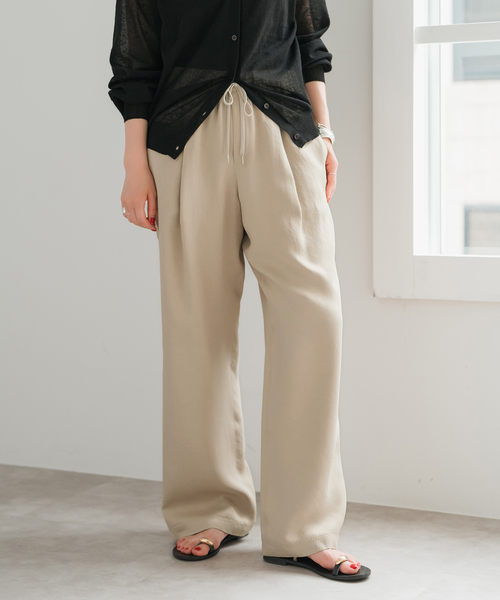 Spick & Span（スピックアンドスパン）の「《新色有り / 追加》ワッシャーサテンイージーパンツ（その他パンツ・レディース・カーキ/ベージュ/チャコールグレー・40/38/36）」の11枚目の写真