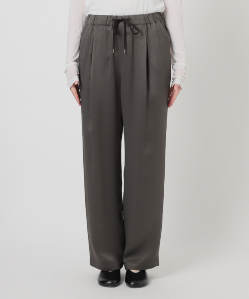 Spick & Span(スピックアンドスパン)の「《新色有り / 追加》ワッシャーサテンイージーパンツ(その他パンツ・レディース・カーキ/ベージュ/チャコールグレー・40/38/36)」の20枚目の写真