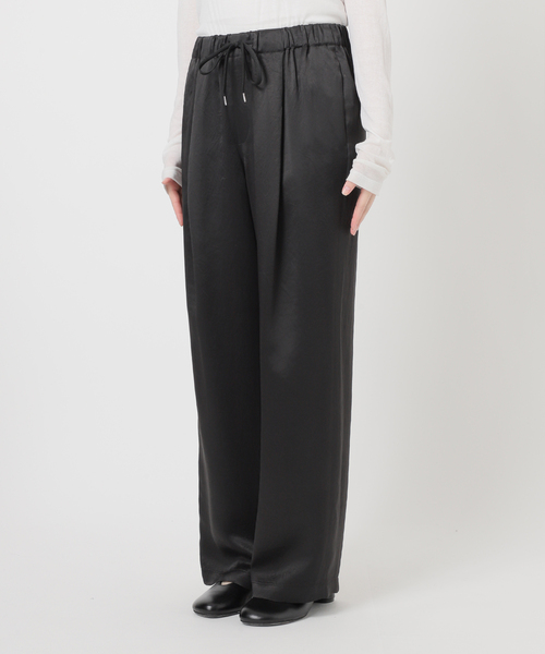 Spick & Span(スピックアンドスパン)の「《新色有り / 追加》ワッシャーサテンイージーパンツ(その他パンツ・レディース・カーキ/ベージュ/チャコールグレー・40/38/36)」の4枚目の写真