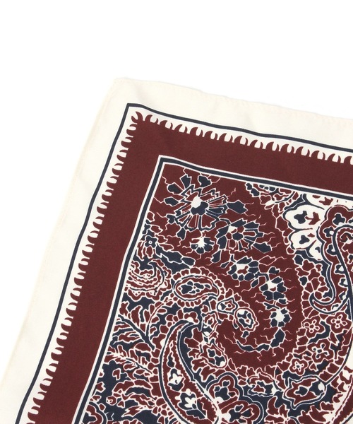 GLOBAL WORK（グローバルワーク）の「トライアングルプリントスカーフ/634189（バンダナ/スカーフ・レディース・ブラック/ブラウン系その他/ダークブラウン/ホワイト/レッド・FREE）」の16枚目の写真