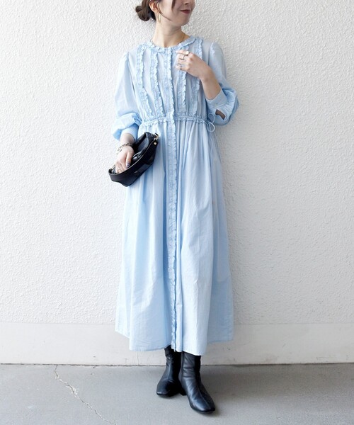 SHIPS any(シップス エニィ)の「SHIPS any:〈洗濯機可能〉キャンブリック Aライン フリル シャツ ワンピース(ワンピース・レディース・ライトブルー/ブラック・ONE SIZE)」の2枚目の写真