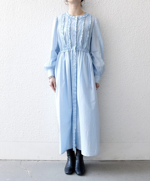 SHIPS any(シップス エニィ)の「SHIPS any:〈洗濯機可能〉キャンブリック Aライン フリル シャツ ワンピース(ワンピース・レディース・ライトブルー/ブラック・ONE SIZE)」の12枚目の写真