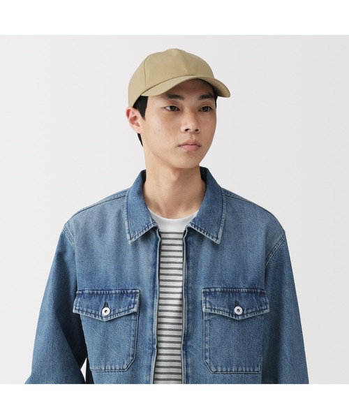 無印良品（ムジルシリョウヒン）の「ＵＶカット透湿撥水　防水テープ使いキャップ（キャップ・レディース・チャコールグレー/ブラック/アイボリー/ベージュ・55-59cm）」の4枚目の写真