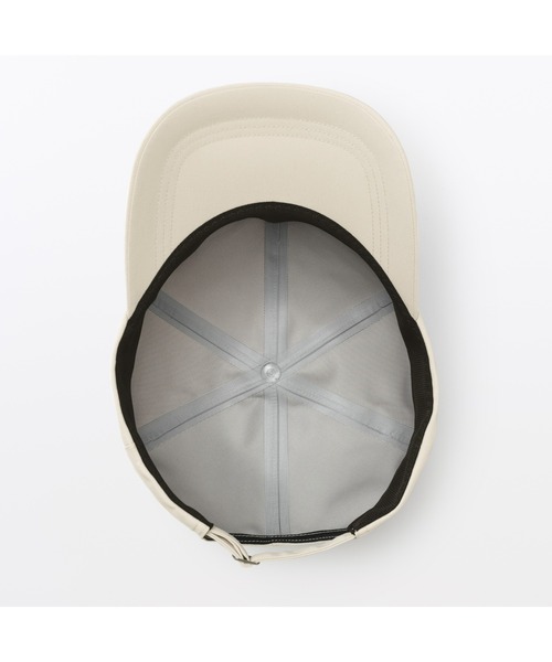 無印良品（ムジルシリョウヒン）の「ＵＶカット透湿撥水　防水テープ使いキャップ（キャップ・レディース・チャコールグレー/ブラック/アイボリー/ベージュ・55-59cm）」の22枚目の写真