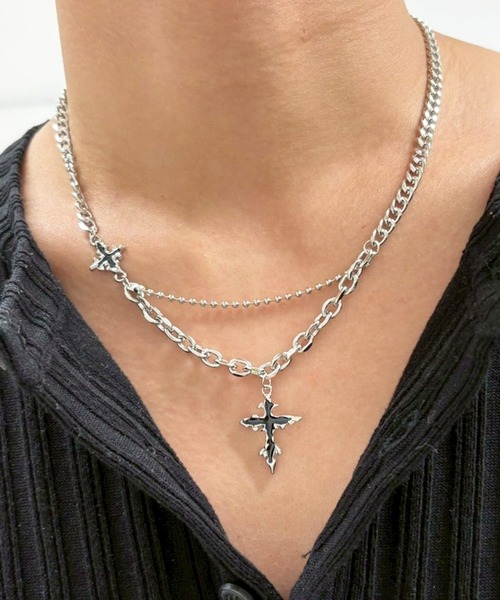 ARULE(アルール)の「『ARULE/アルール』 Double Cross Chain Necklace/ダブルクロスチェーンネックレス(ネックレス・メンズ・シルバー・FREE)」の9枚目の写真