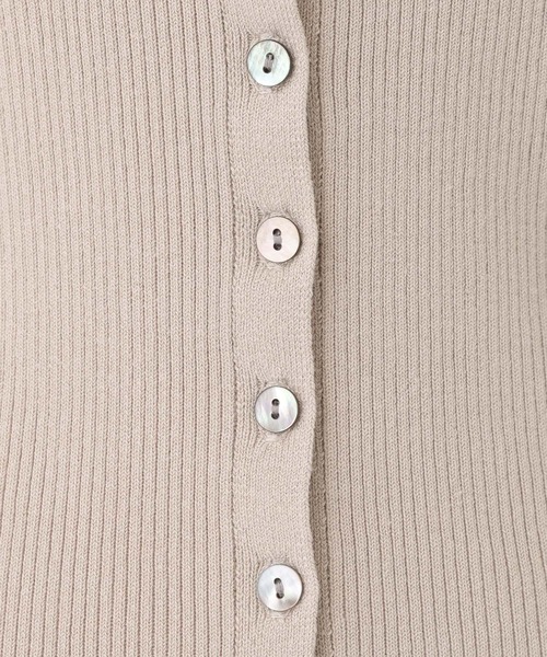 A part by（アパートバイ）の「コットンシルクリブタイトカーディガン（カーディガン/ボレロ・レディース・アイボリー/チャコールグレー/ベージュ・FREE）」の4枚目の写真