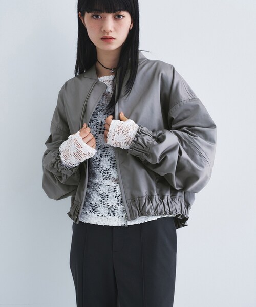 CODE A(コードエー)の「satin bomber jacket(ブルゾン・レディース・ベージュ/グレー/ホワイト・00)」の17枚目の写真