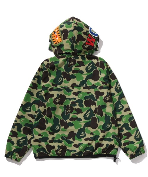A BATHING APE(アベイシングエイプ)の「ABC CAMO SHARK HOODIE JACKET(ミリタリージャケット・レディース・ブルー/ピンク・SMALL/MEDIUM)」の6枚目の写真