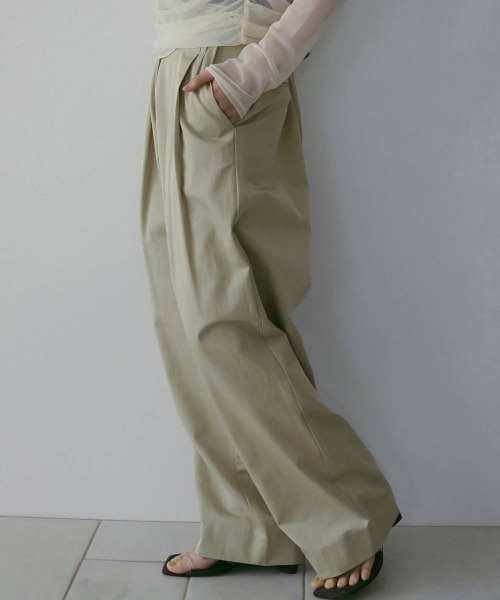 anuke（アンヌーク）の「anuke Twill Loose Pants（その他パンツ・レディース・ベージュ/オフホワイト・36/38）」の14枚目の写真