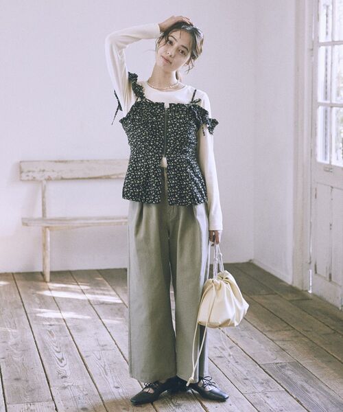 earth music&ecology（アースミュージックアンドエコロジー）の「パールMIXスライドネックレス（ネックレス・レディース・シルバー/ゴールド・FREE）」の6枚目の写真