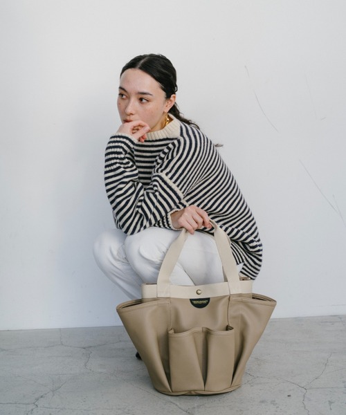 THEATRE PRODUCTS（シアタープロダクツ）の「マルチポケットフェイクレザートートバッグ（トートバッグ・レディース・ブラック/ベージュ・FREE）」の12枚目の写真