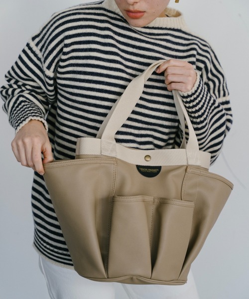 THEATRE PRODUCTS（シアタープロダクツ）の「マルチポケットフェイクレザートートバッグ（トートバッグ・レディース・ブラック/ベージュ・FREE）」の15枚目の写真